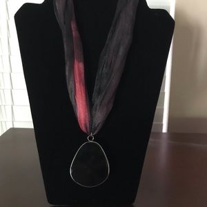 NWT 💥 Stunning Reversible Necklace